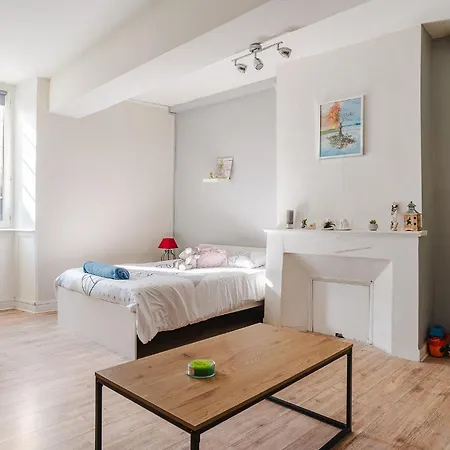 Appartement De Caractere Hyper Centre Ploërmel Extérieur photo